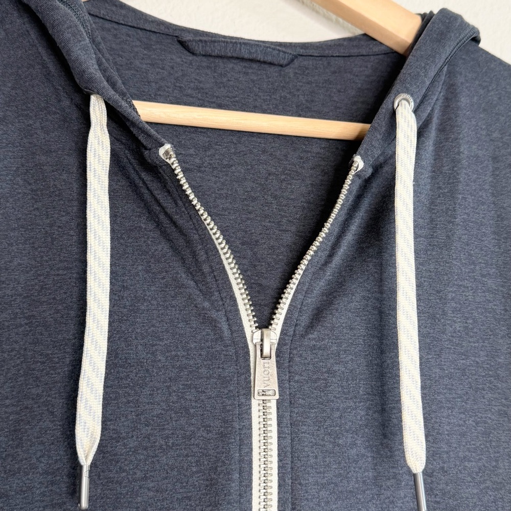 VUORI Halo Performance Zip-Up Hoodie Size Medium - Picture 3 of 7